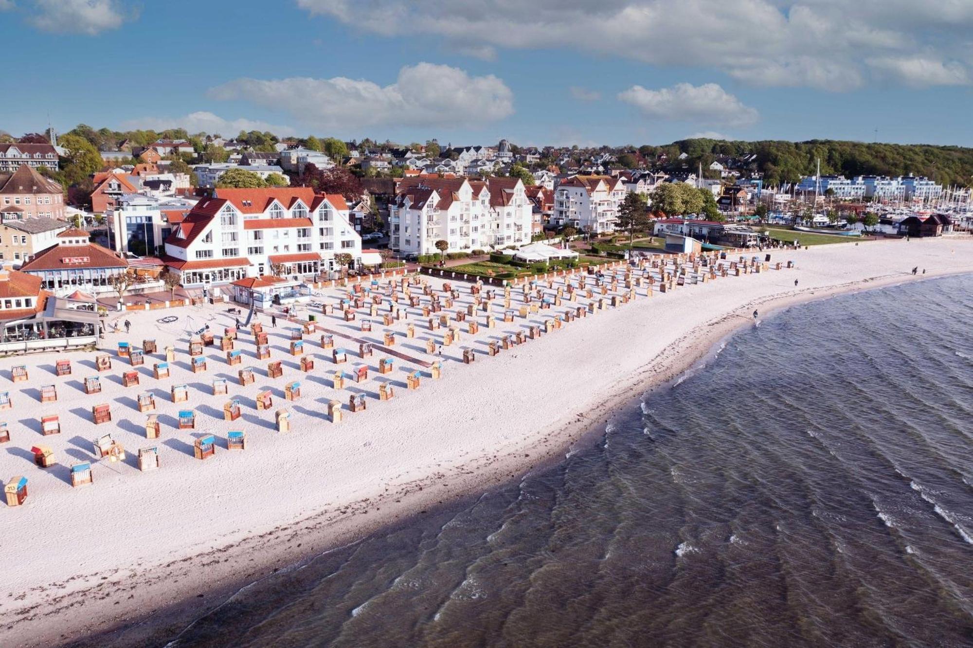 Boern Brn Seemoewe Laboe Eksteriør bilde